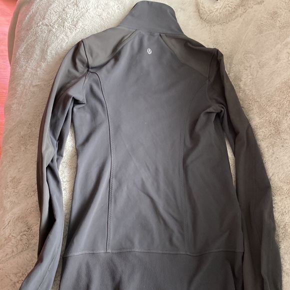 Lulu lemon Work out gear - Picture 4 of 5